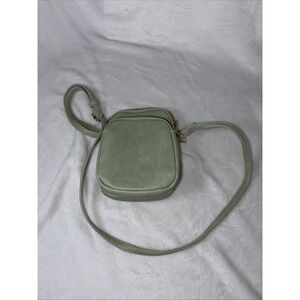 Compact Vertical Sage Crossbody Pebble Texture Faux Leather Cottagecore Boho EUC